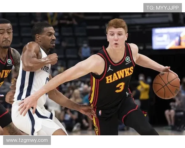 莱夫利高效砍下两双表现亮眼全场25分钟贡献12分11篮板2盖帽