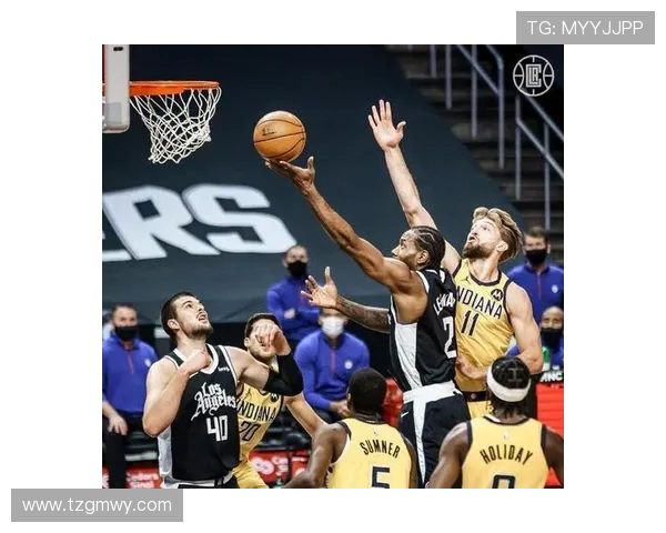 黄蜂全场狂砍136分 10人上阵9人得分上双展现强大集体实力