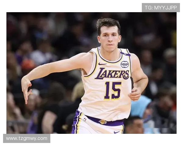 里夫斯强调控球责任重大表示要随时为队友创造更好进攻机会